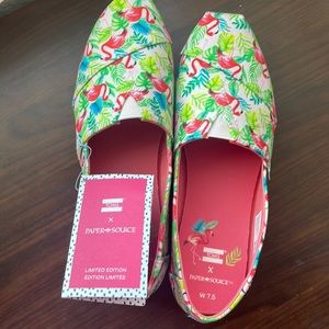 NWT Toms espadrilles